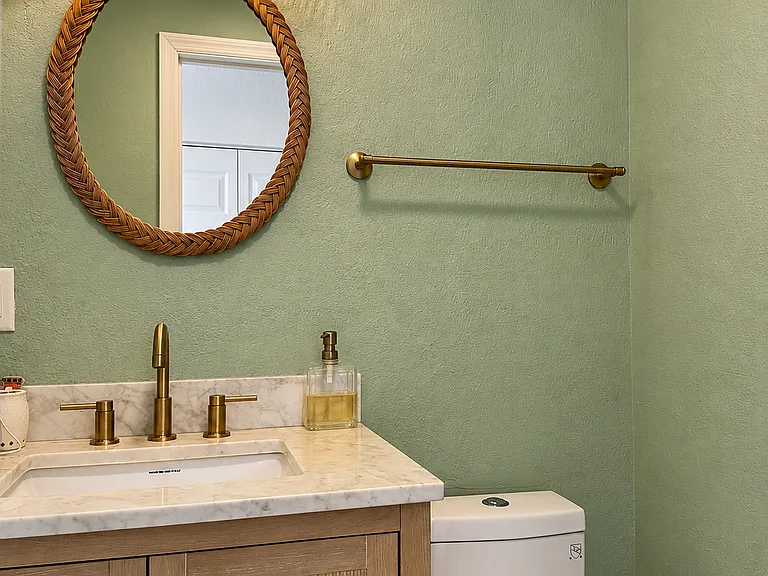 114 Haven Beach Dr — Photo 8