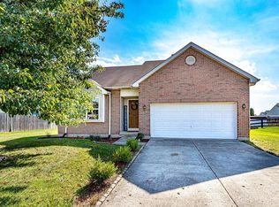 8671 Gingerwood Ct, Franklin, OH 45005