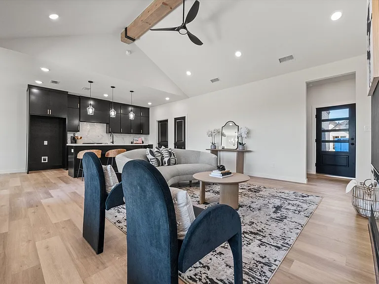 14408 Kenosha Dr — Photo 7