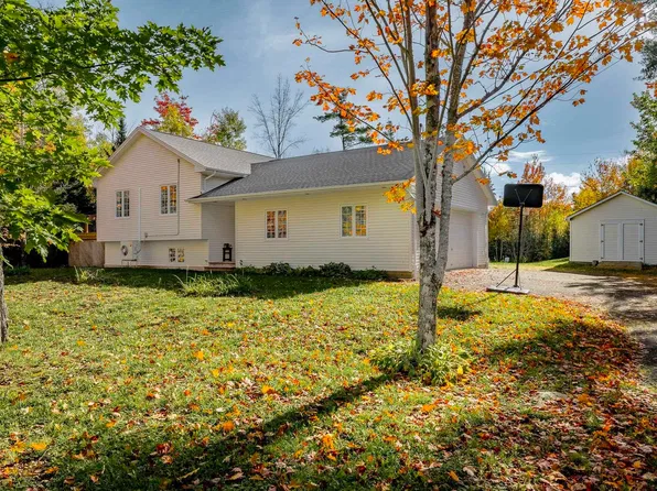 73 Old Post Rd, Enfield, NS B2T 1C1