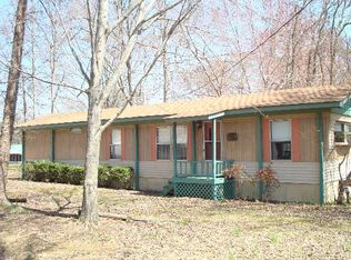 251 Beach Dr, Springville, TN 38256