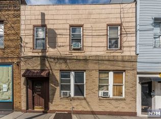 1163 Summit Ave, Jersey City, NJ 07307