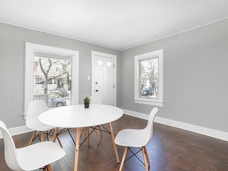 62 Cleveland Ave #3Q — Photo 2