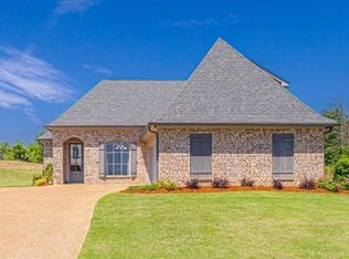 351 Emerald Way, Brandon, MS 39047