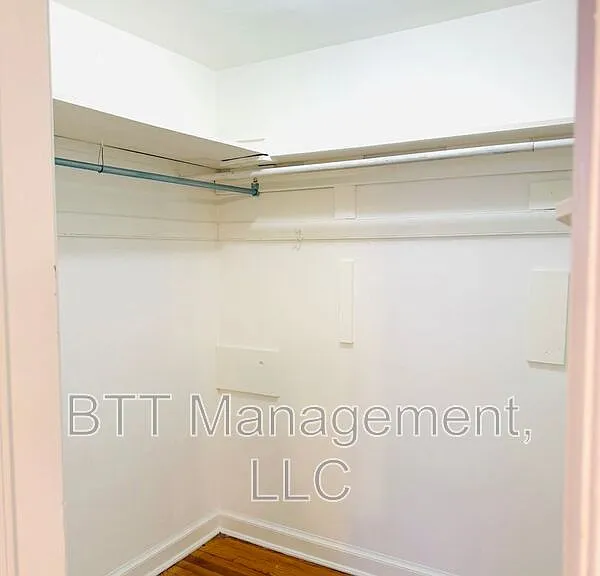 8408 Greenwood Ave #3 — Photo 38