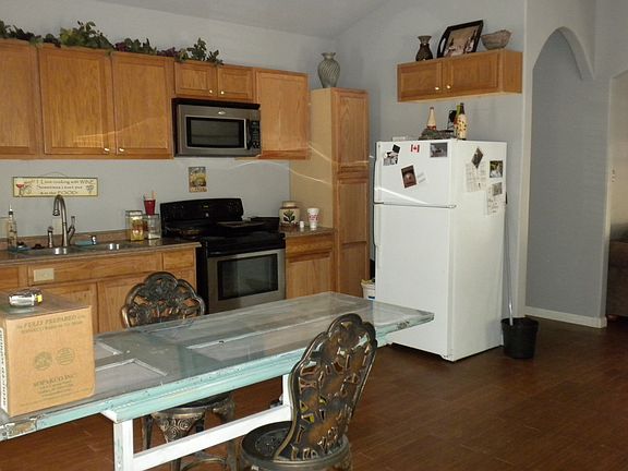 3rd image of 13417 Petite Dr