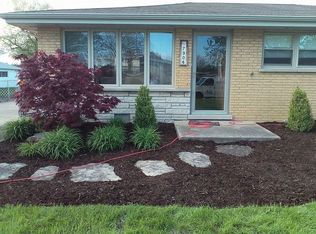 7906 W 74th St, Bridgeview, IL 60455
