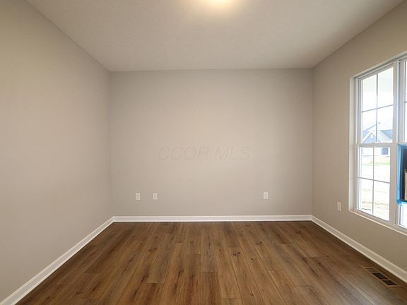 2nd image of 5758 Shadowfair Ln
