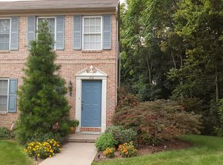 710 Rockwood Dr, Elizabethtown, PA 17022