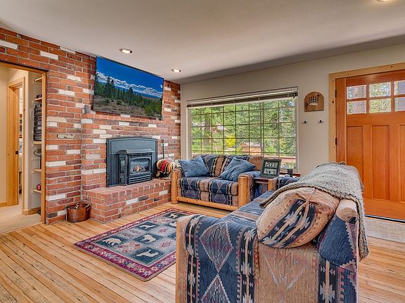 5th image of 8642 Victoria Dr