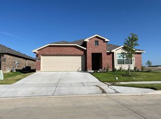 800 Loomis Trl, Justin, TX 76247