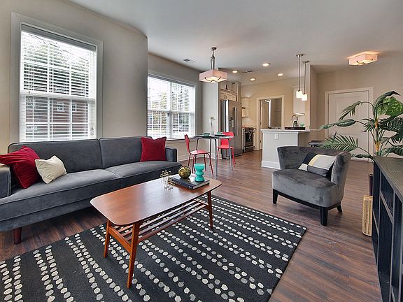 2nd image of 3502-1 Kensington Ave #3500-02