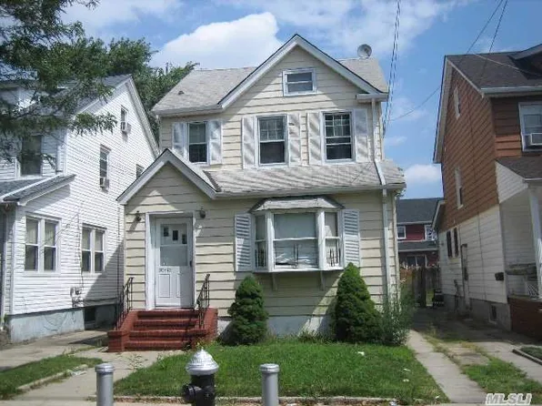 24349 145th Ave, Rosedale, NY 11422