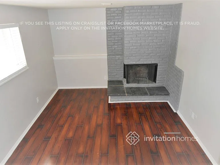 14953 E Temple Pl — Photo 2