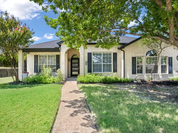 1045 Woodhaven Cir, Rockwall, TX 75087