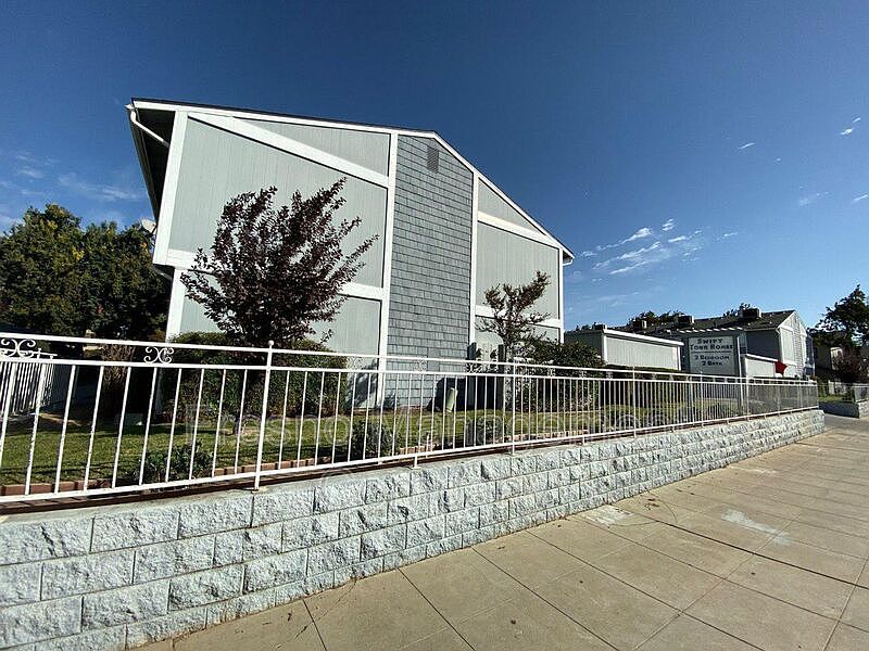1st image of 1490 W Swift Ave #108