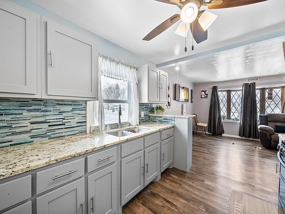 4th image of 1133 Canterbury Dr