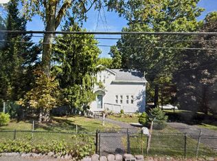 349 Arden Ave, Staten Island, NY 10312