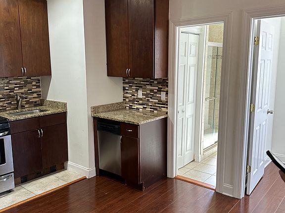2nd image of 295 Main St APT 1