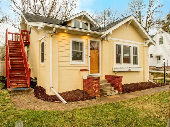 807 2nd St W, Northfield, MN 55057