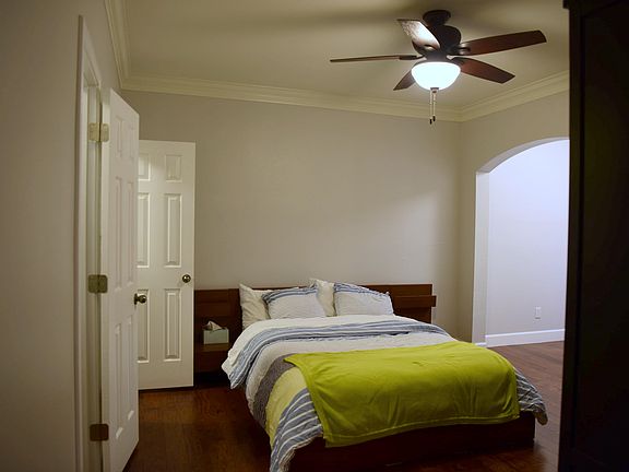 4th image of 7701 Rialto Blvd APT 1422