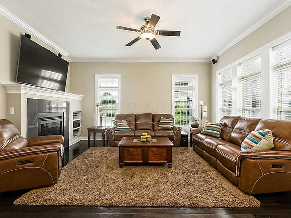3rd image of 6735 Cooperstone Dr