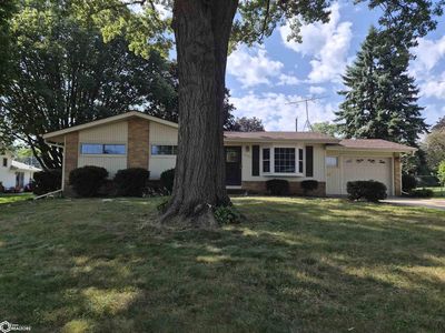 2205 N 3rd Ave E, Newton, IA, 50208
