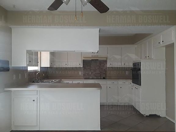2nd image of 4041 Glenbrook Dr