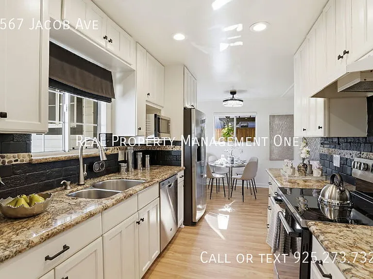 1567 Jacob Ave — Photo 11