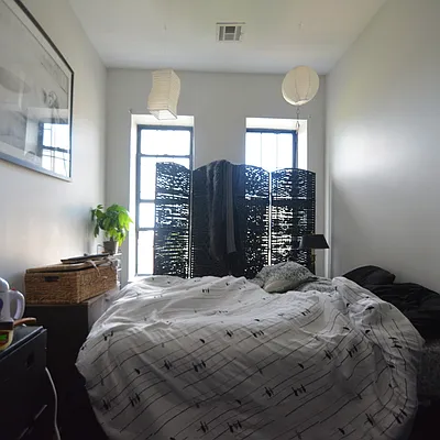 Rented by Nooklyn NYC LLC | media 8