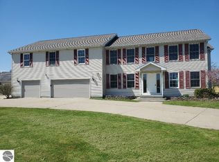 3750 Moccasin Ln, Mt Pleasant, MI 48858