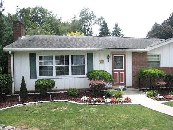 2nd image of 716 Willruth Dr
