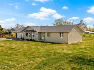 15771 Fisk Rd, Yakima, WA 98908