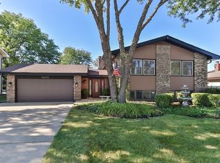 600 E Theodore Ln, Itasca, IL 60143