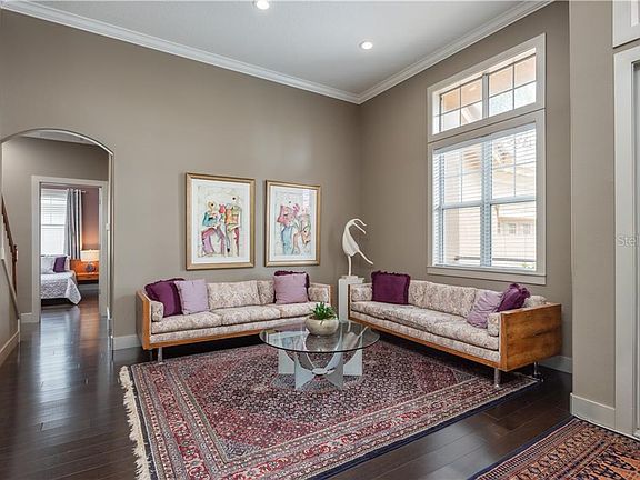 4th image of 940 Cypress Cove Way