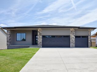 602 Walker St, Polk City, IA 50226