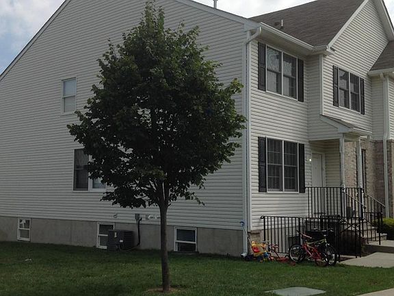 5th image of 11 Capital Ln