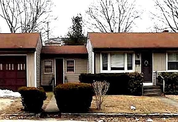 3rd image of 94 Woonasquatucket Ave