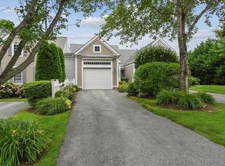 9 Prestwick Rd, Bourne, MA 02532