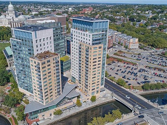 3rd image of 100 Exchange St Unit 1006