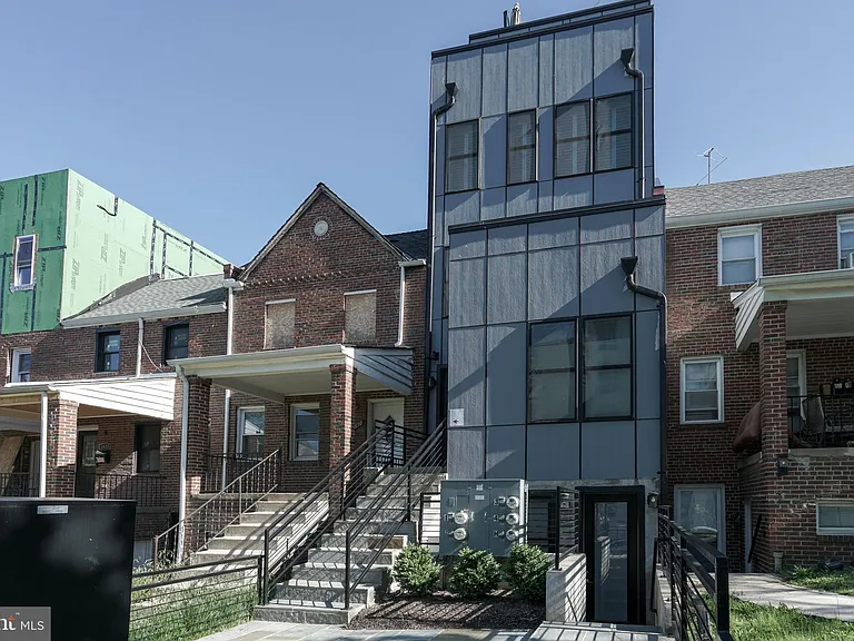 1632 K St NE #PENTHOUSE — Photo 2