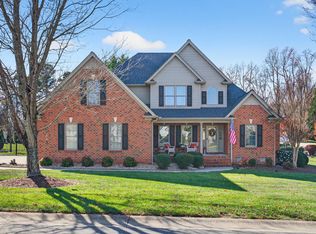 3171 Heritage Ln, Burlington, NC 27215