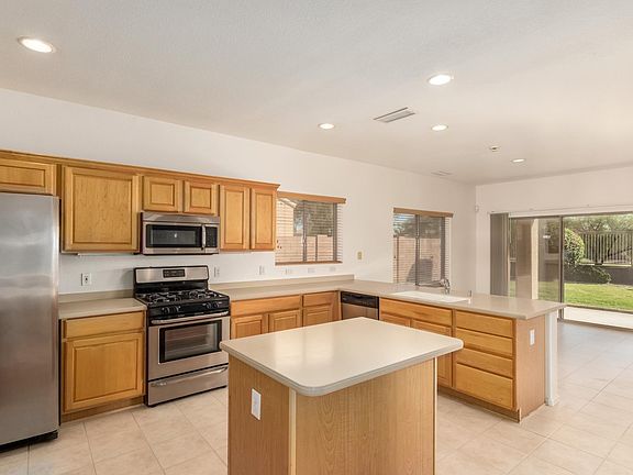 5th image of 5307 W Village Dr