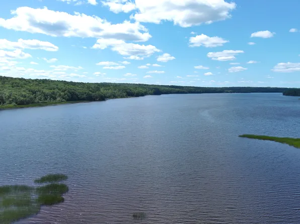 71 Bunny Trail, Warren, ME 04864