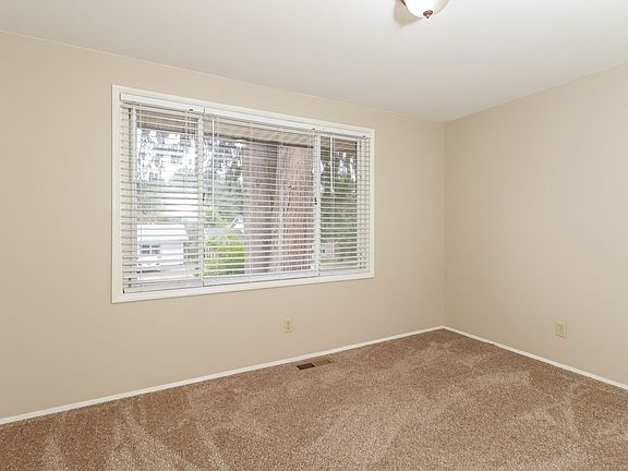 5th image of 2708 North St