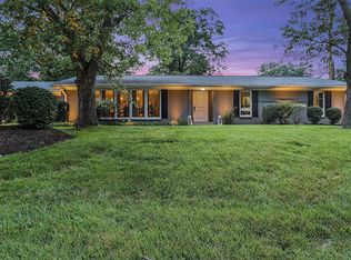 1433 N Woodlawn Ave, Saint Louis, MO 63122