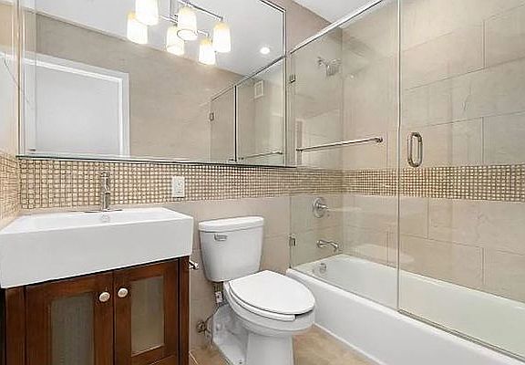 4th image of 488 7th Ave #7N