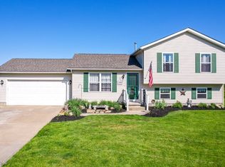 1004 Brittingham Dr, Ravenna, OH 44266