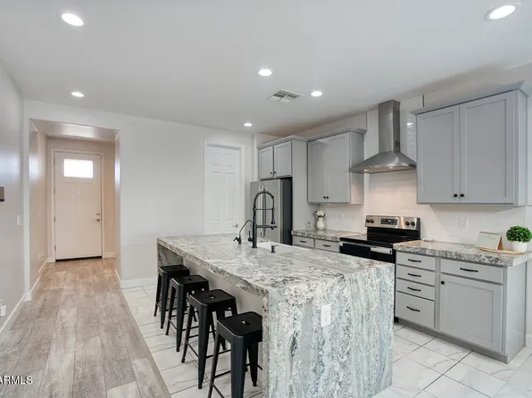 10760 W BUCHANAN Street, Avondale, AZ 85323