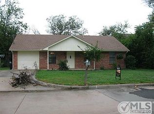 201 N 10th St, Sanger, TX 76266